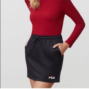 FILA Papaya skirt cranberry color NWT